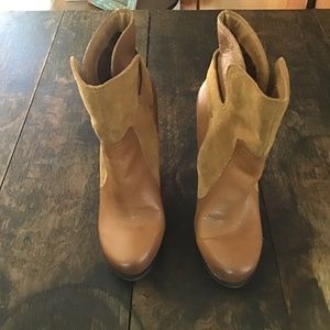Jessica Simpson boots tan